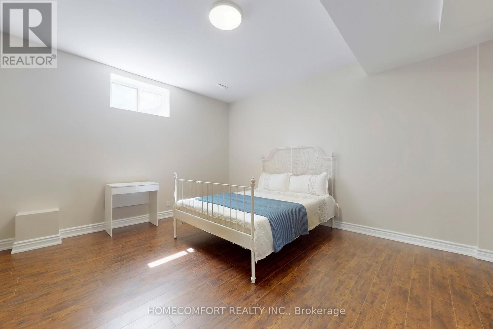 11 ABERCORN ROAD - 45
