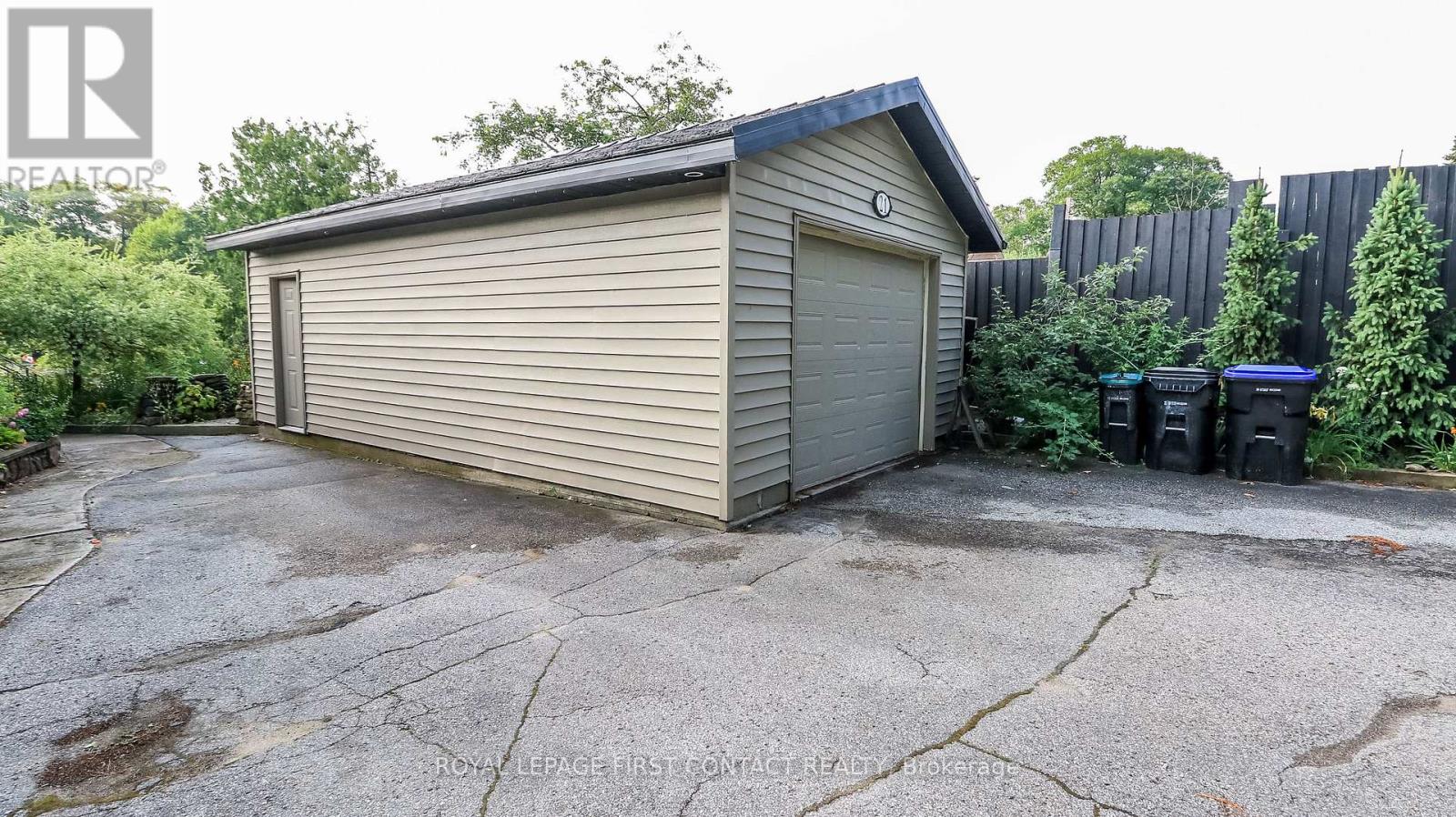 21 SUNNIDALE ROAD - Image 4