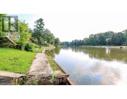 21 Sunnidale Road, Wasaga Beach, ON L9Z2M5 Photo 10