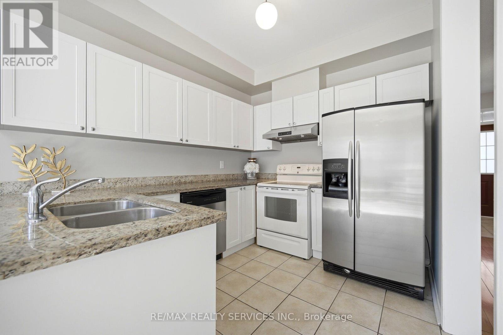 82 RUBYSILVER DRIVE - Image 5