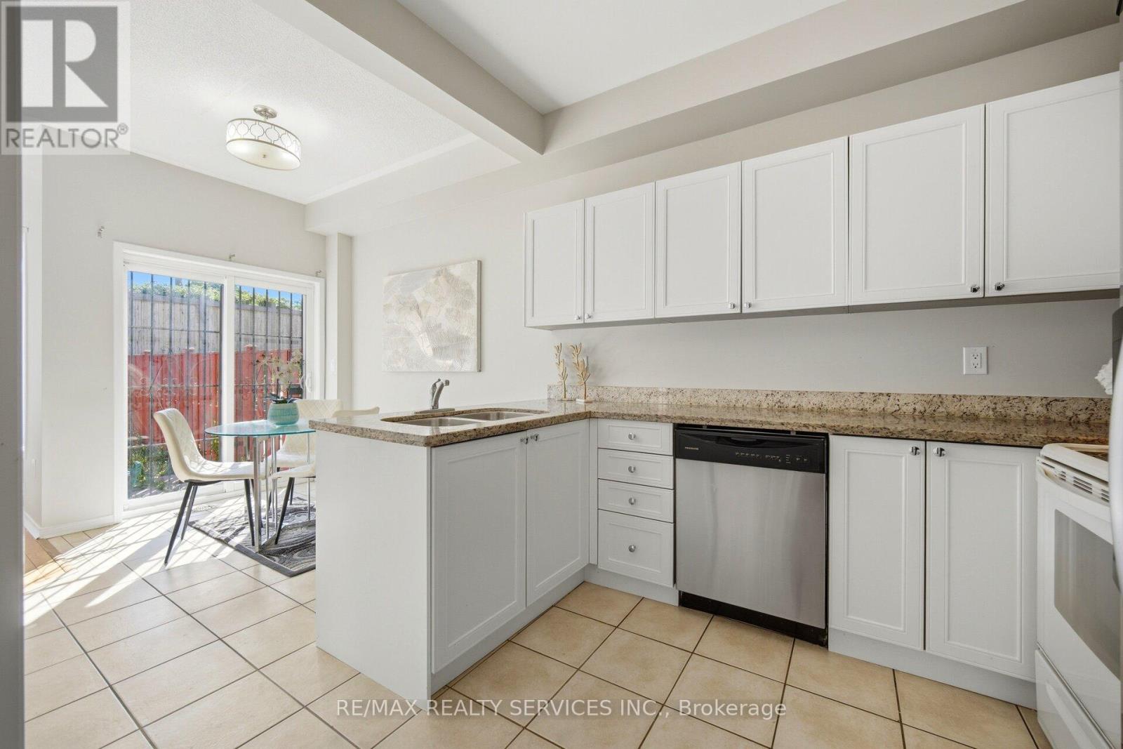 82 RUBYSILVER DRIVE - Image 9
