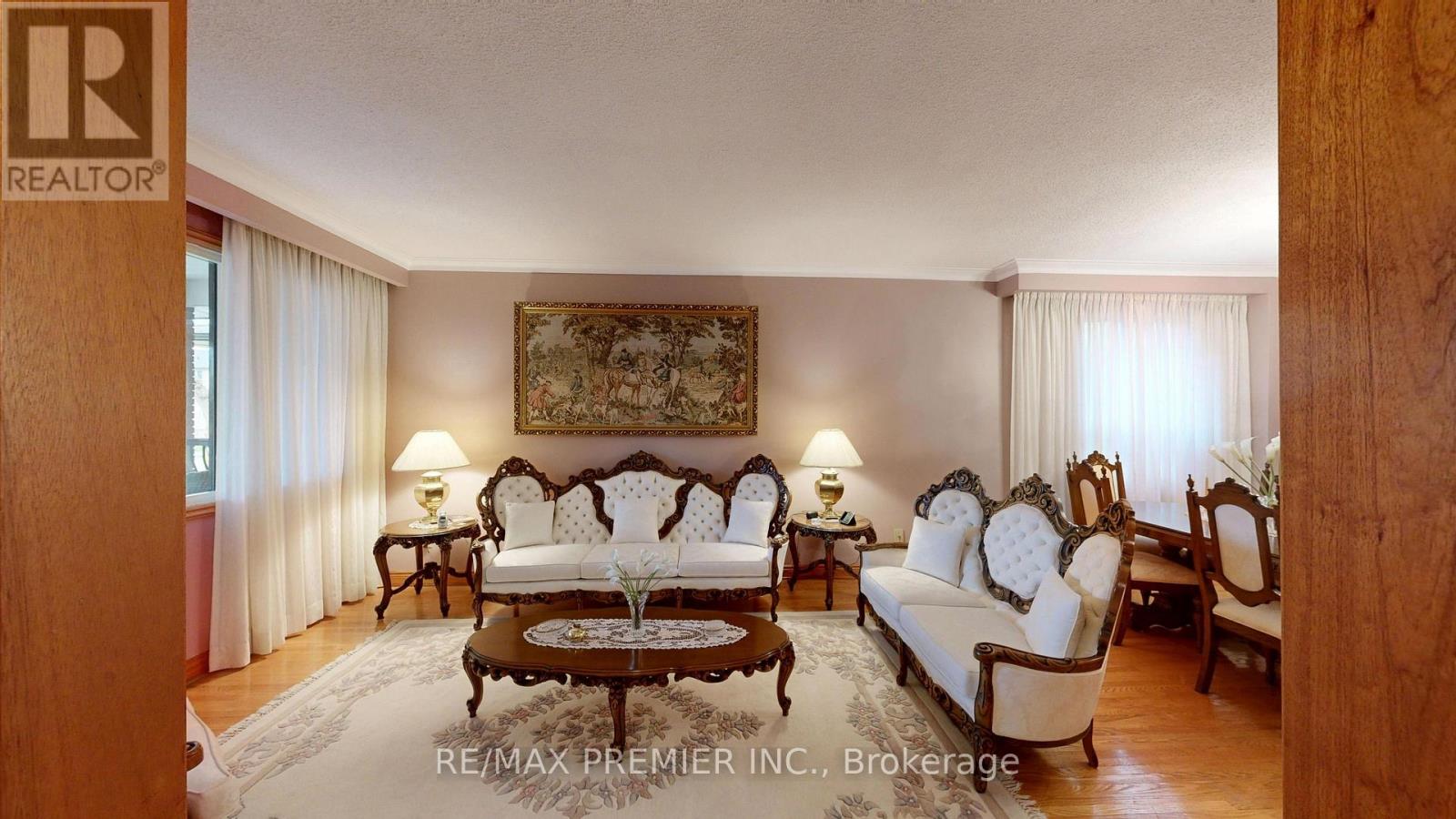 55 CHISWICK AVENUE - 24