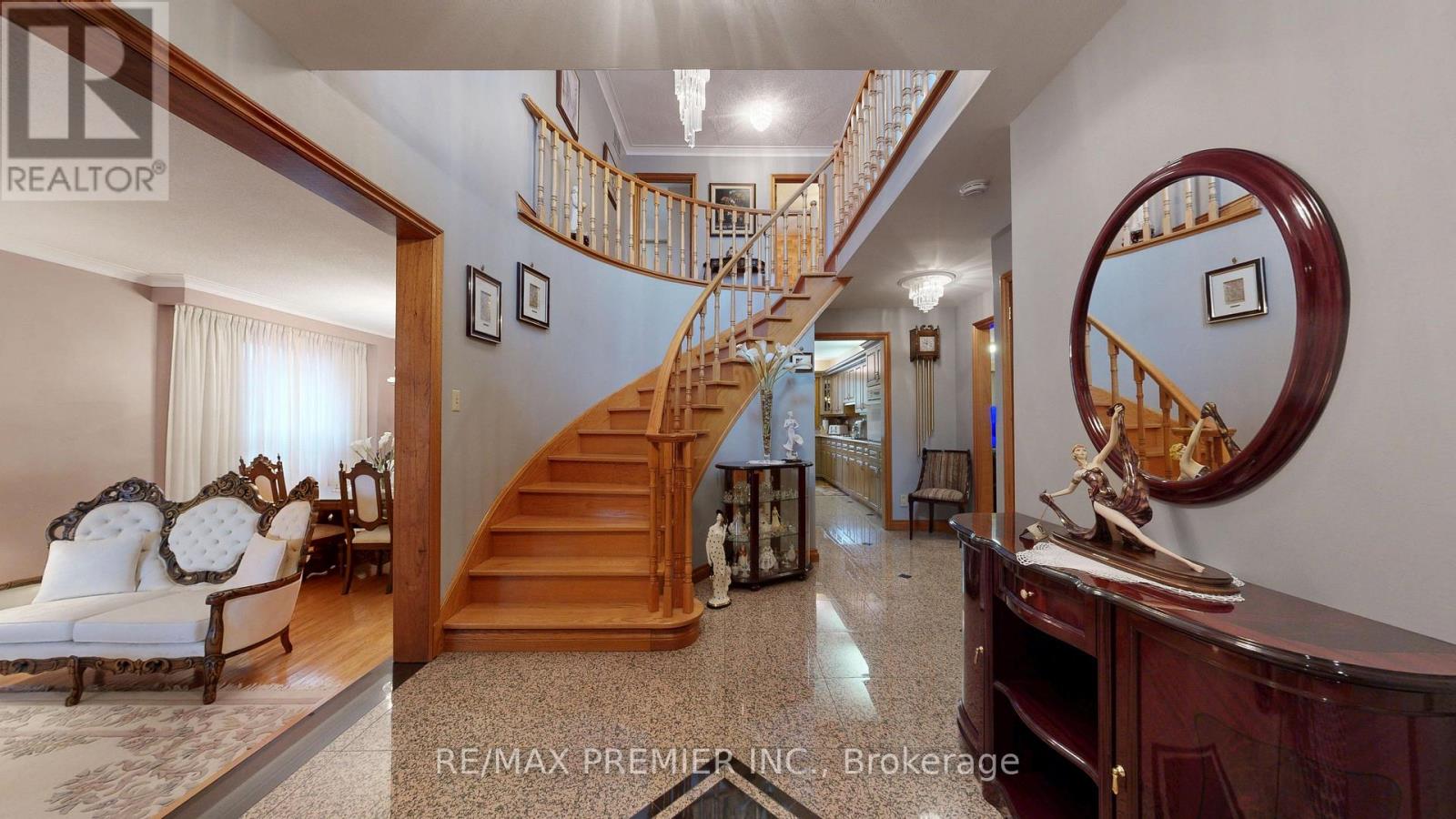 55 CHISWICK AVENUE - 25