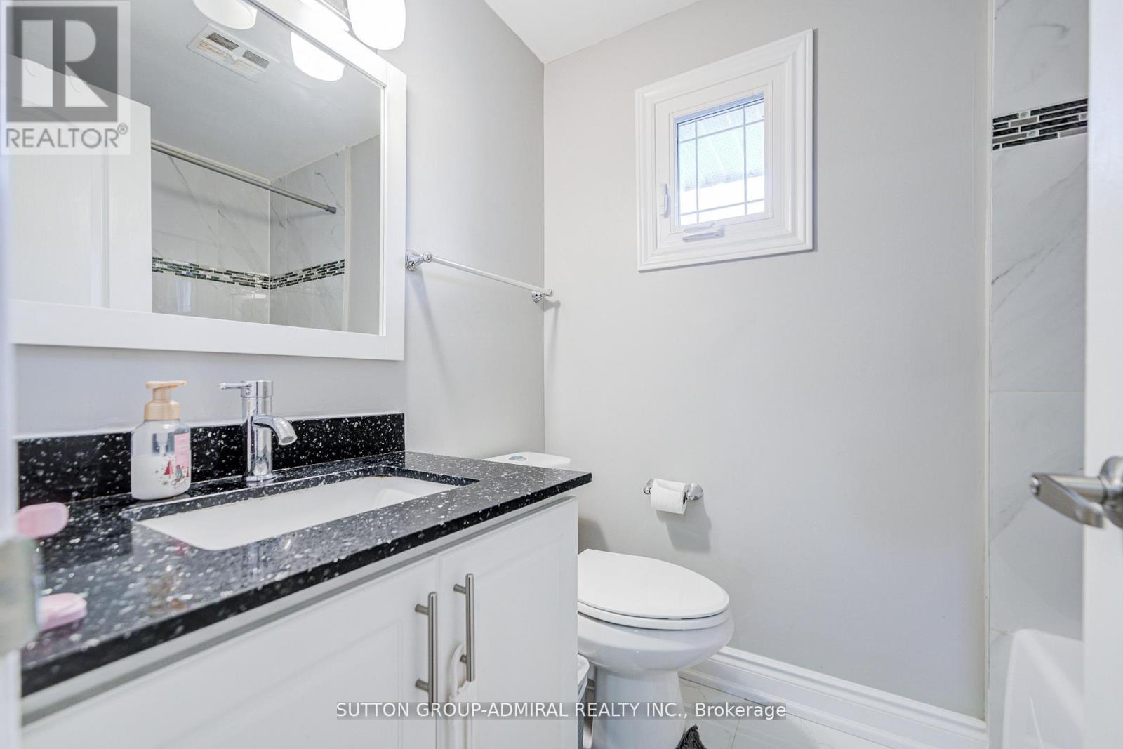 4 HILDA COURT - 29