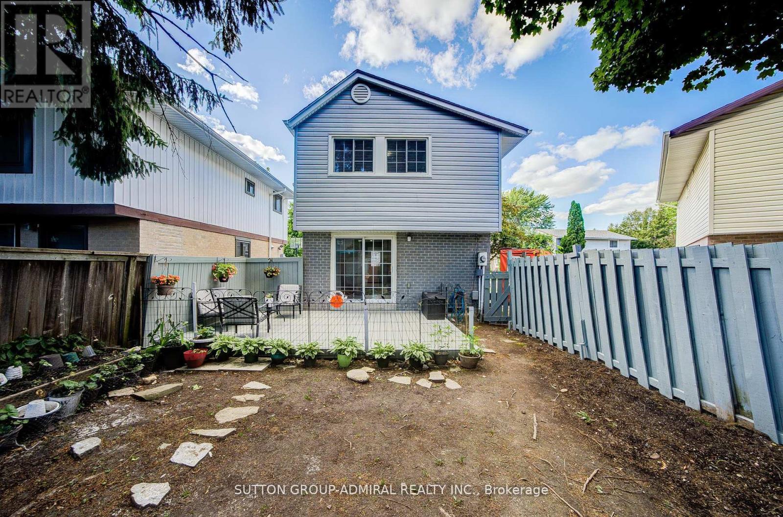 4 HILDA COURT - 49
