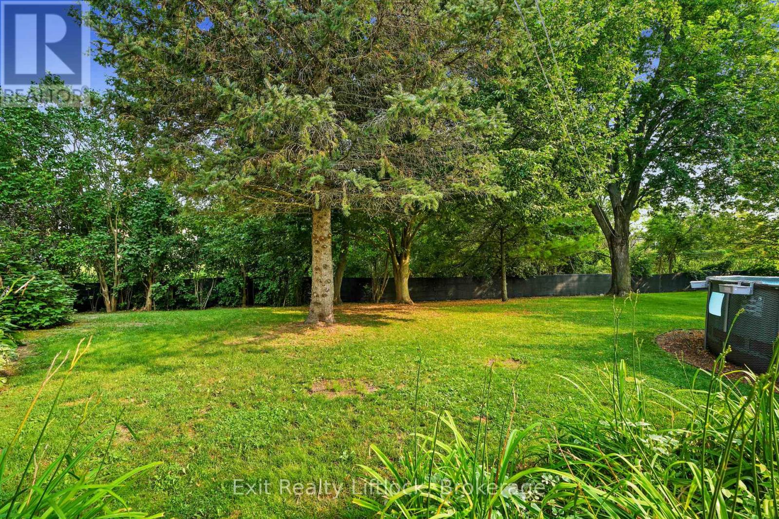 117 PINECREST AVENUE - 21
