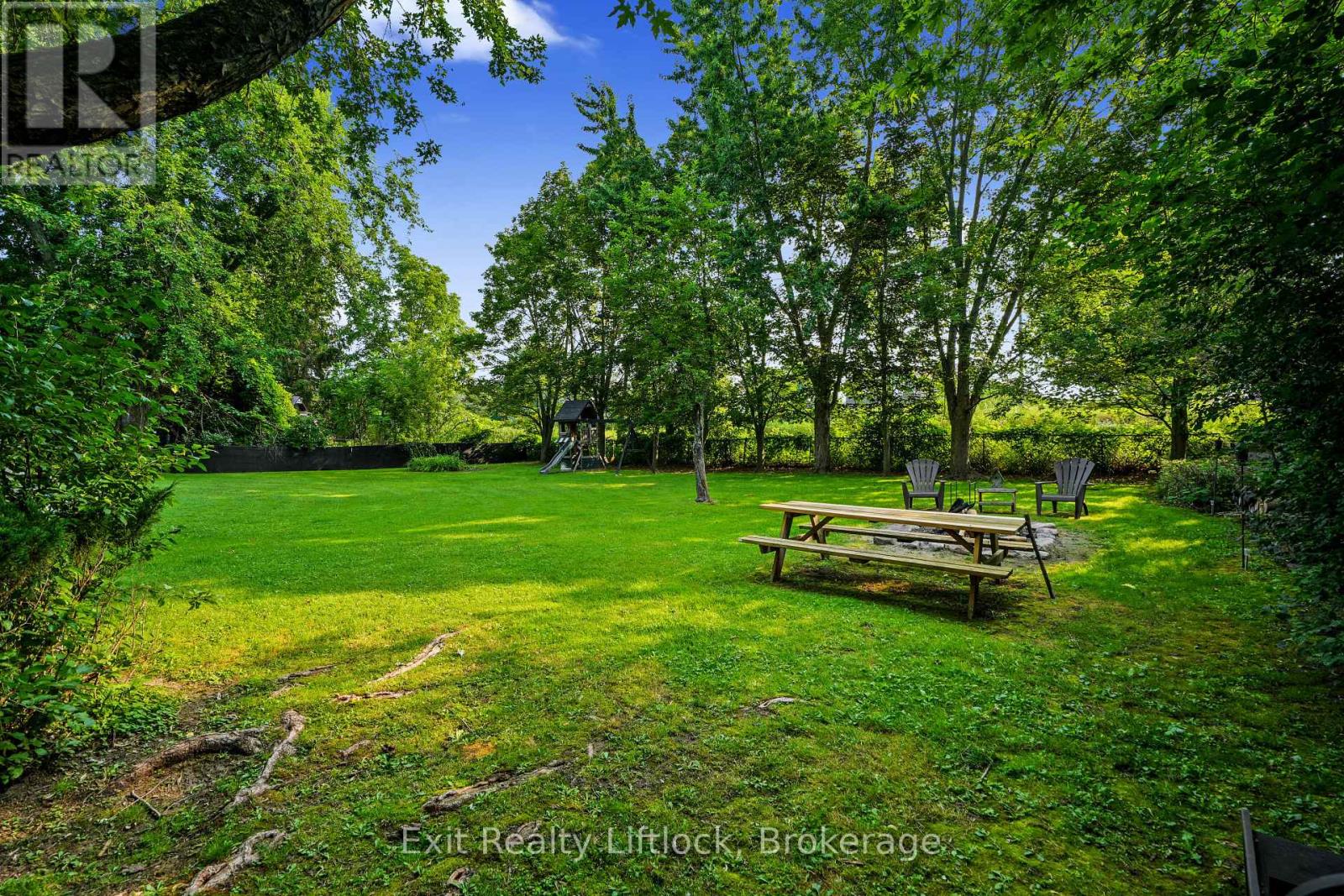 117 PINECREST AVENUE - Image 30