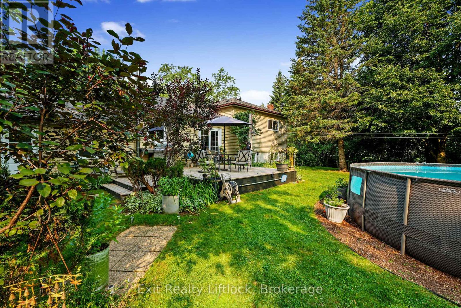 117 PINECREST AVENUE - 34