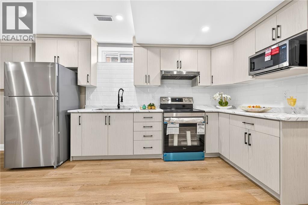 150 HOWARD Avenue - 31