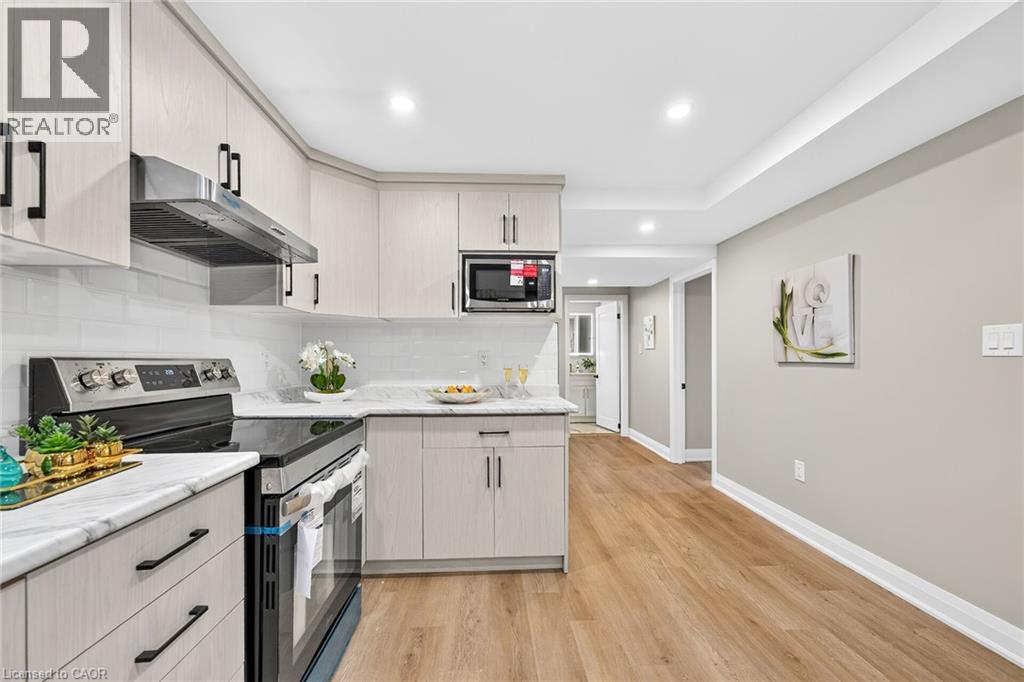 150 HOWARD Avenue - 33