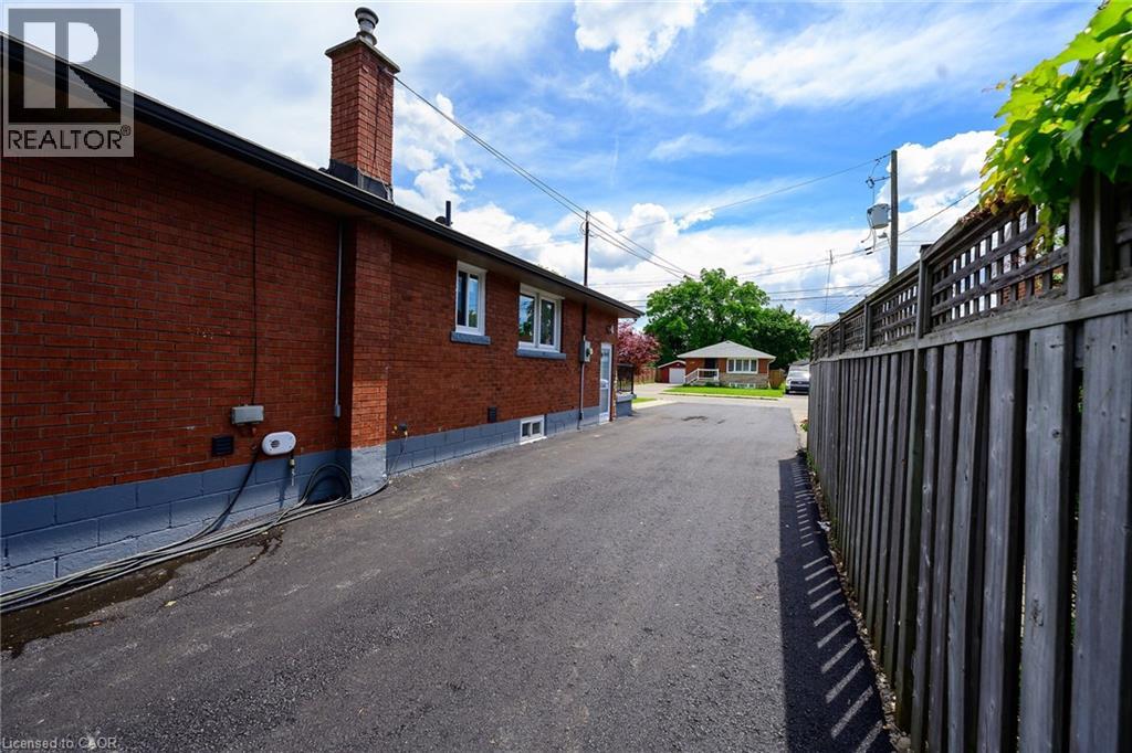 150 HOWARD Avenue - Image 48