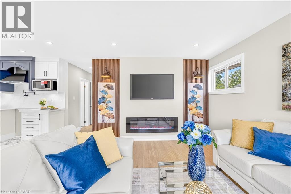 150 HOWARD Avenue - 9