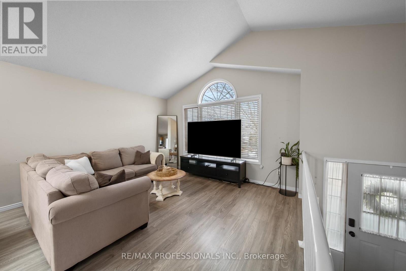 522 TRICO DRIVE - 2