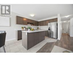 250 Esther Crescent, Thorold, ON L3B0H1 Photo 9