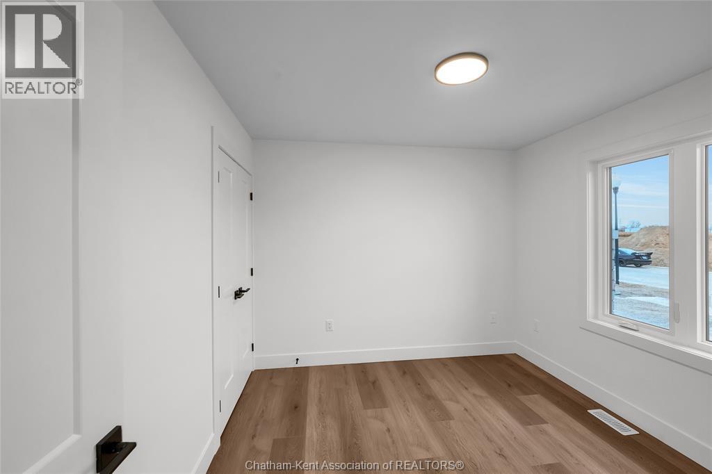 8 Cornerstone PLACE - Image 3