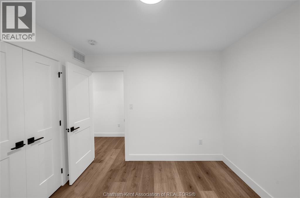 8 Cornerstone PLACE - Image 7