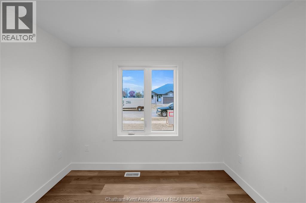 8 Cornerstone PLACE - Image 4