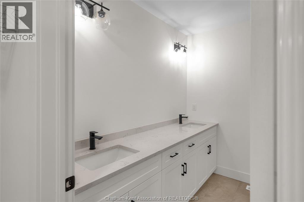 8 Cornerstone PLACE - 25