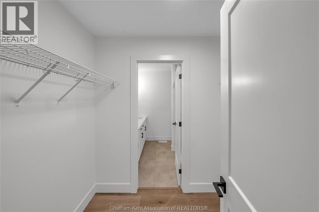8 Cornerstone PLACE - Image 24