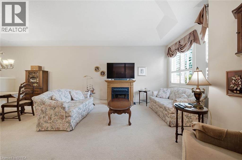 22 RIVEROAKS Drive - Image 8
