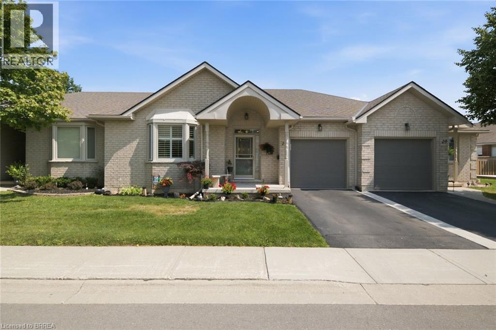 22 RIVEROAKS Drive - 1