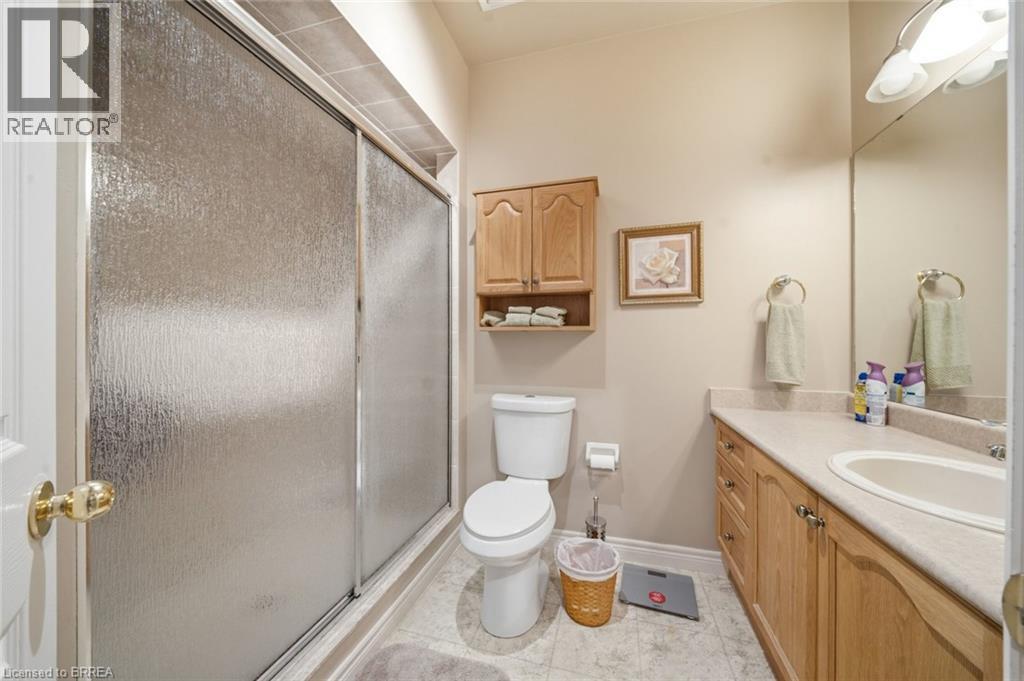 22 RIVEROAKS Drive - Image 17