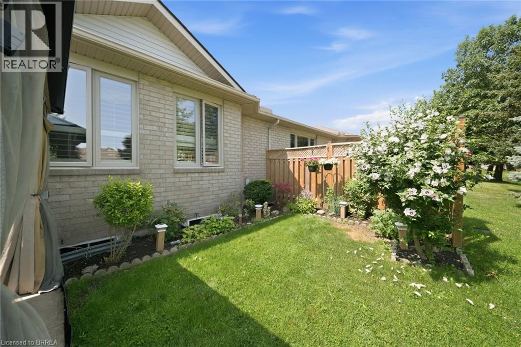 22 RIVEROAKS Drive - Image 30