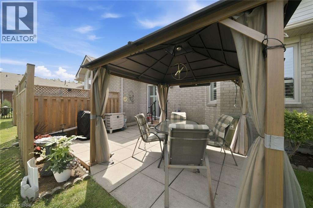 22 RIVEROAKS Drive - Image 27
