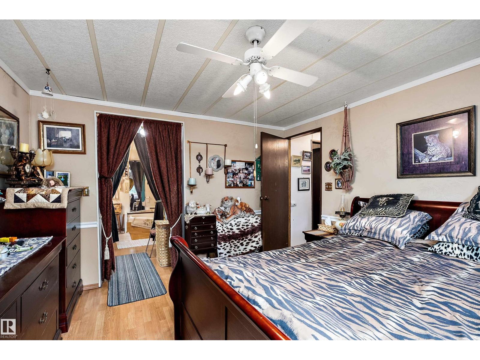 1001 45 ST ST - Image 17