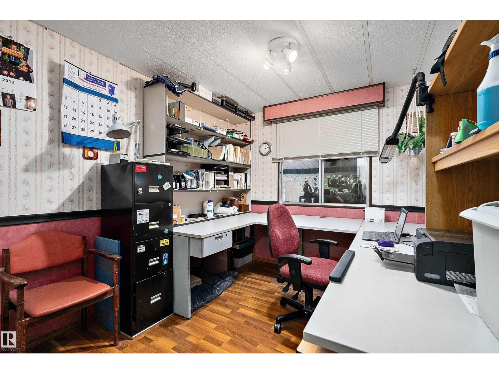 1001 45 ST ST - 22