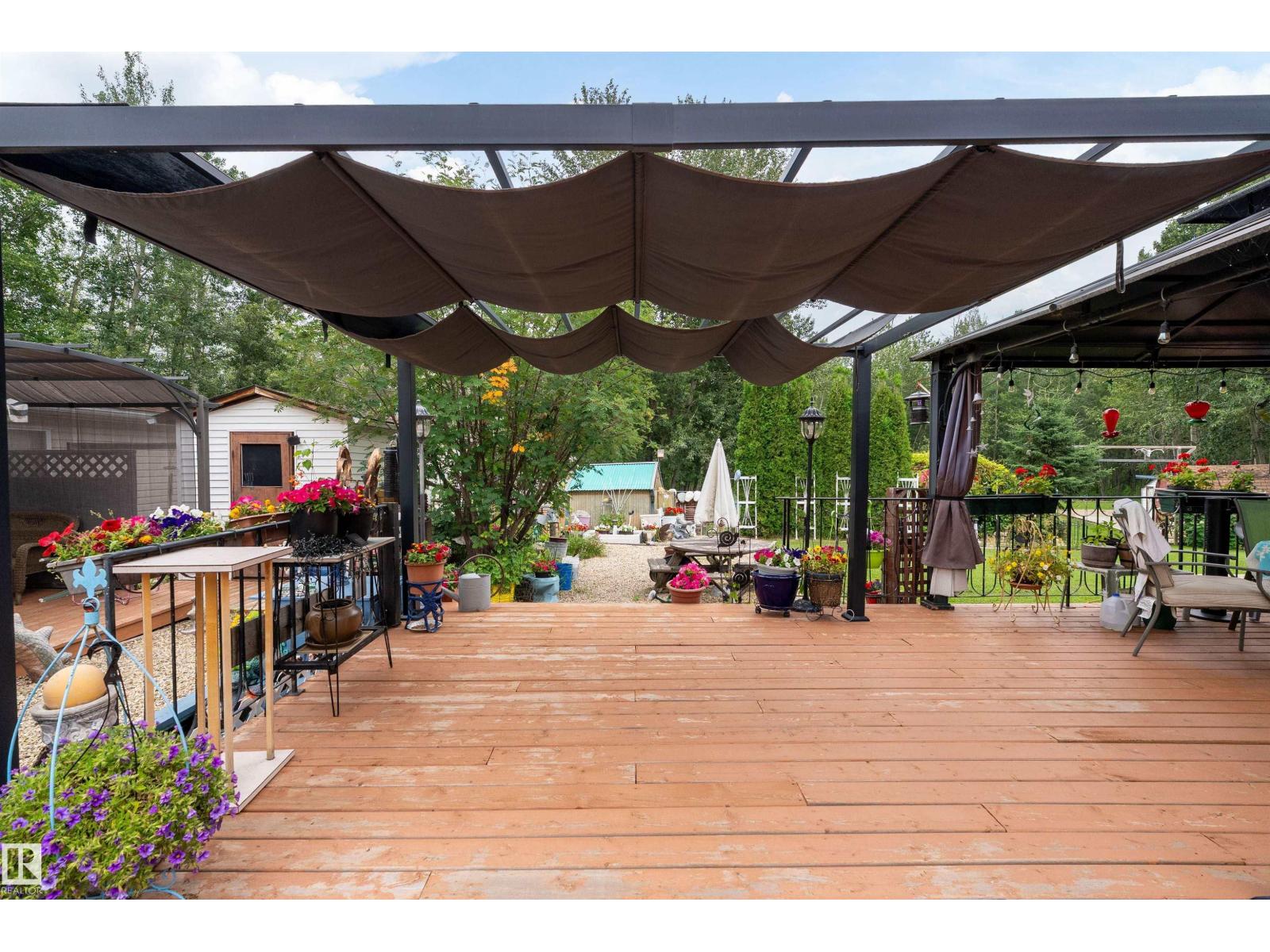 1001 45 ST ST - 52