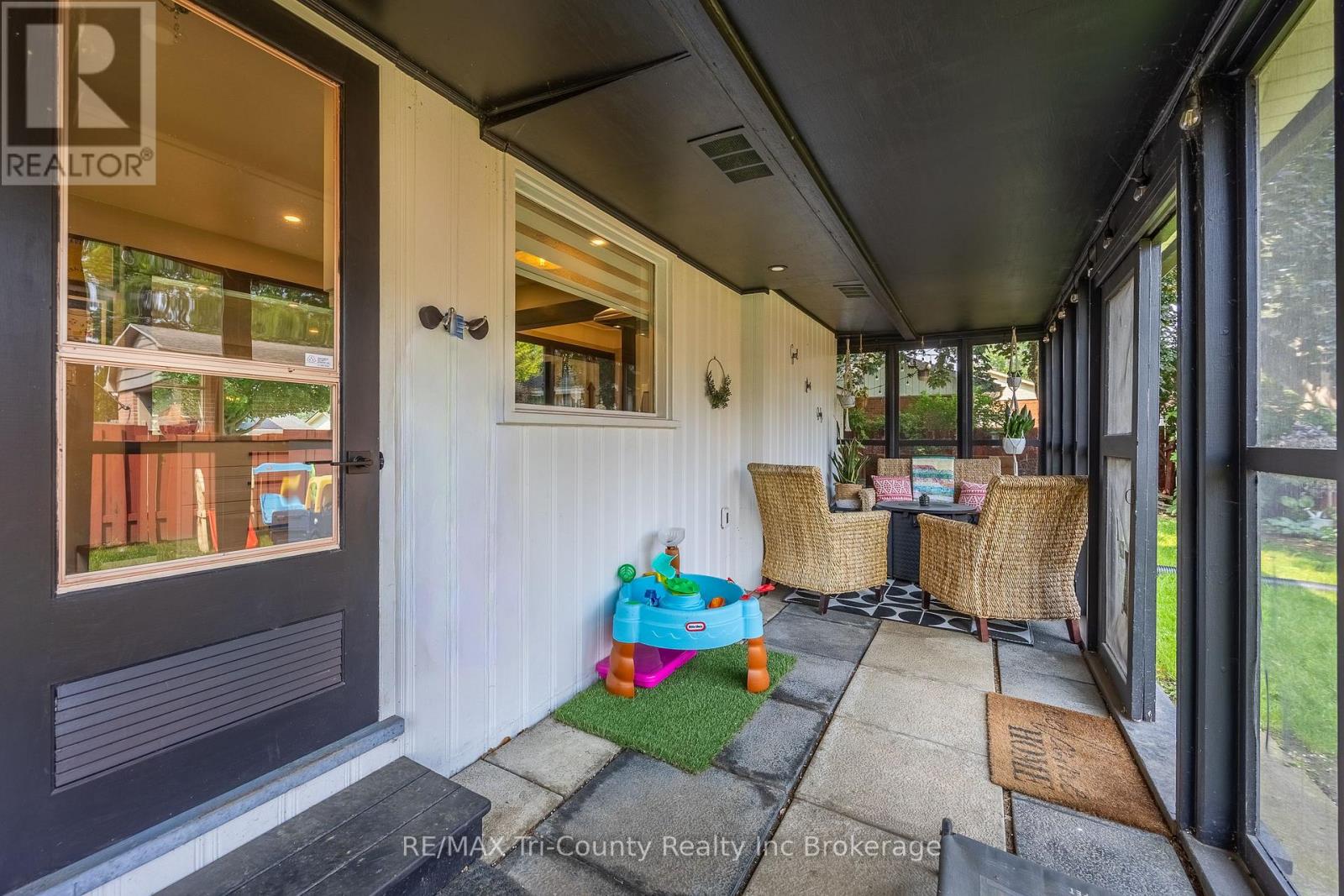30 FAIRFIELD CRESCENT - Image 22