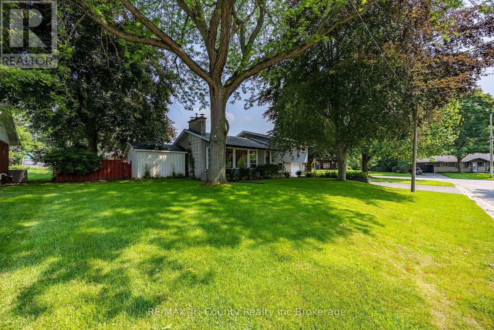 30 FAIRFIELD CRESCENT - Image 26