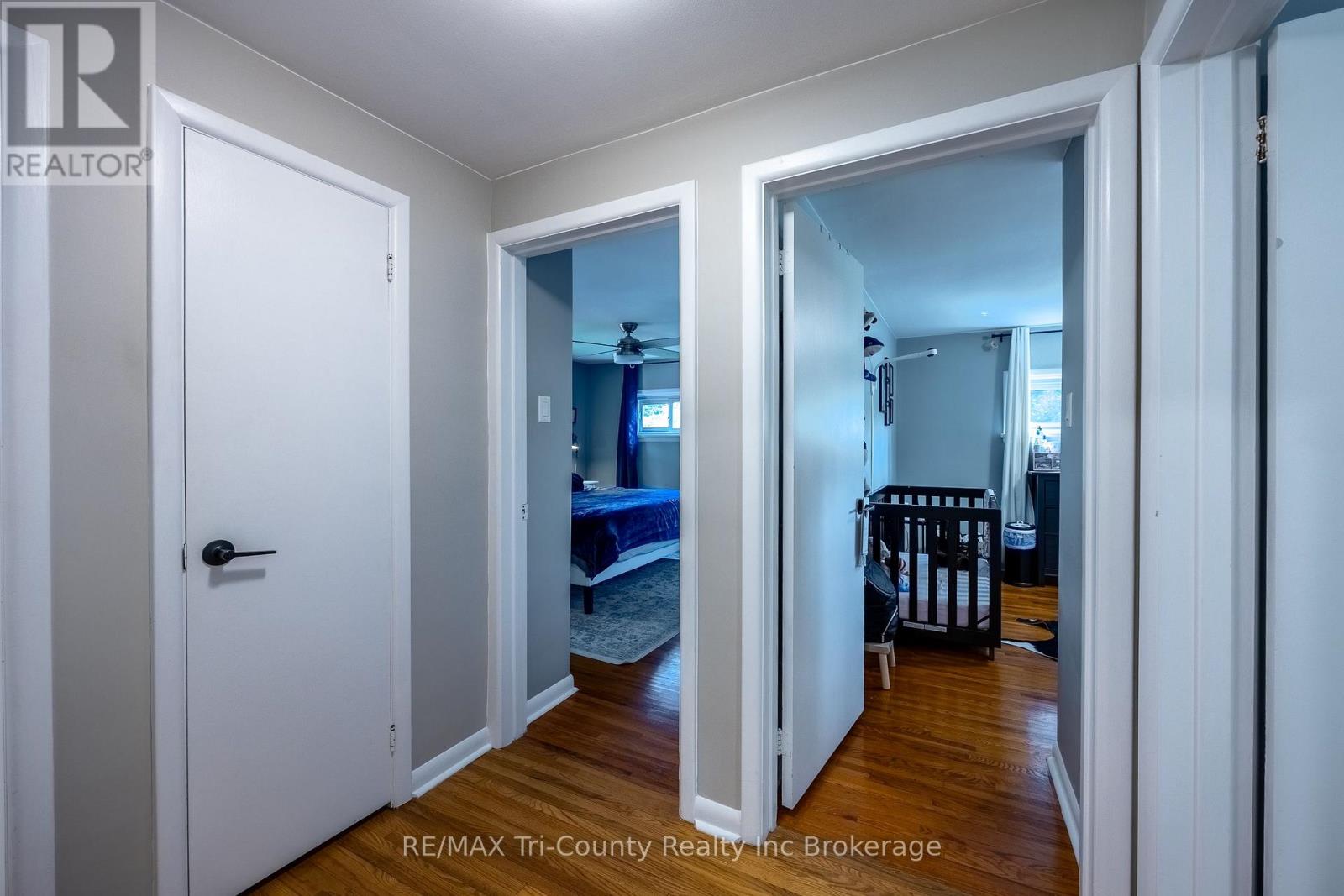 30 FAIRFIELD CRESCENT - 11