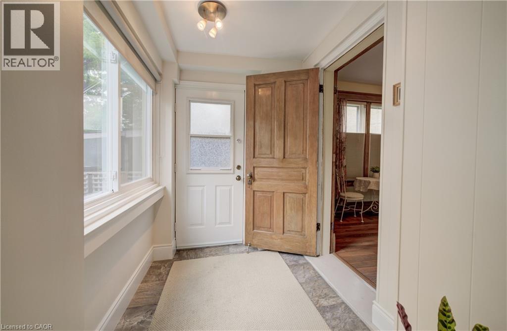 46 ELLEN Street W - 18