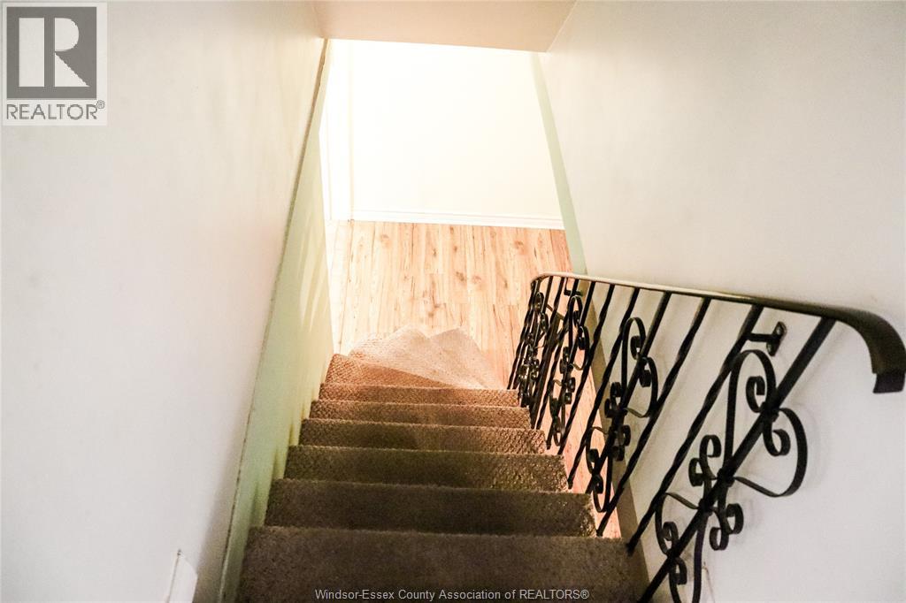 2732 ARMSTRONG AVENUE - 19