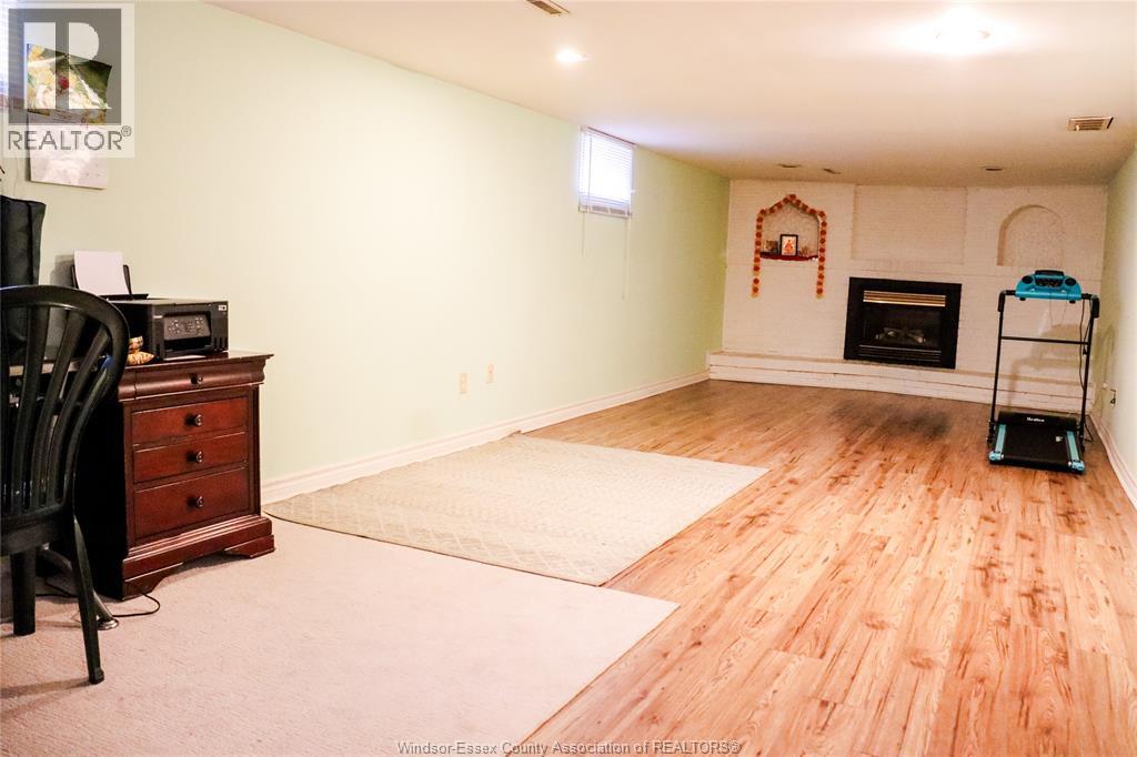 2732 ARMSTRONG AVENUE - Image 21
