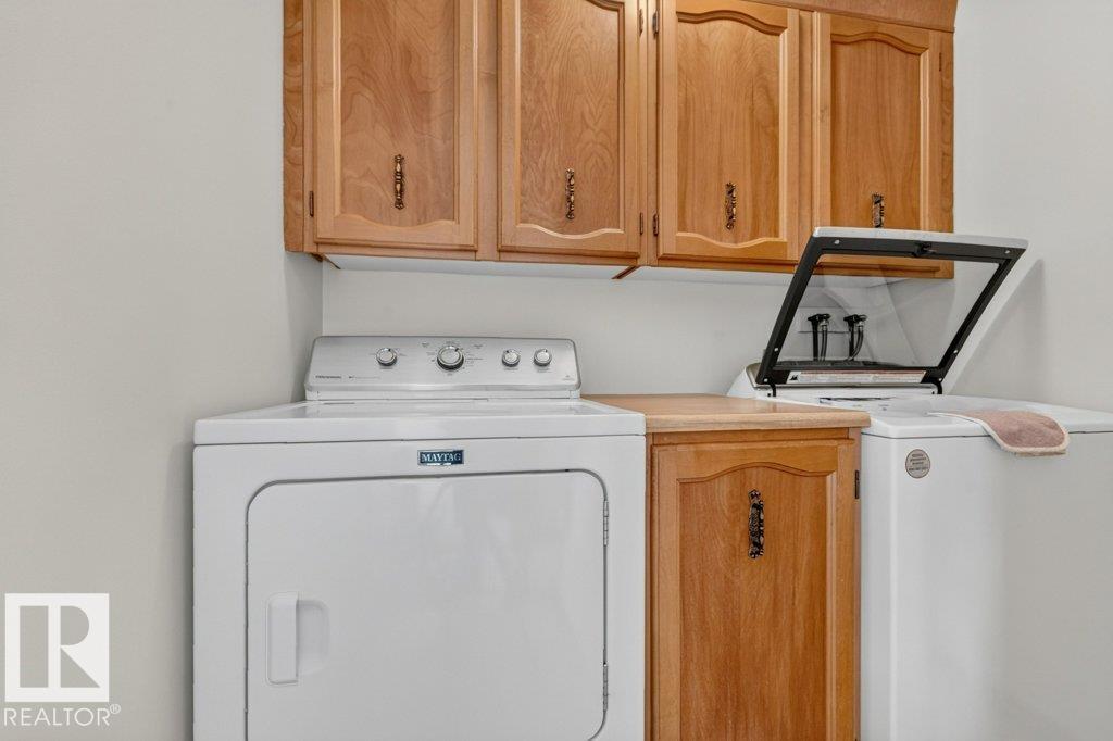 10423 33 AV NW - 17