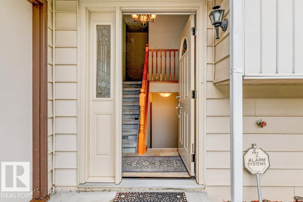 10423 33 AV NW - 5