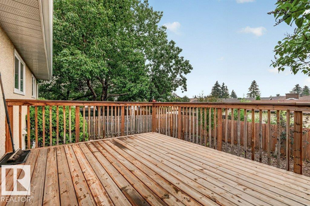 10423 33 AV NW - 34