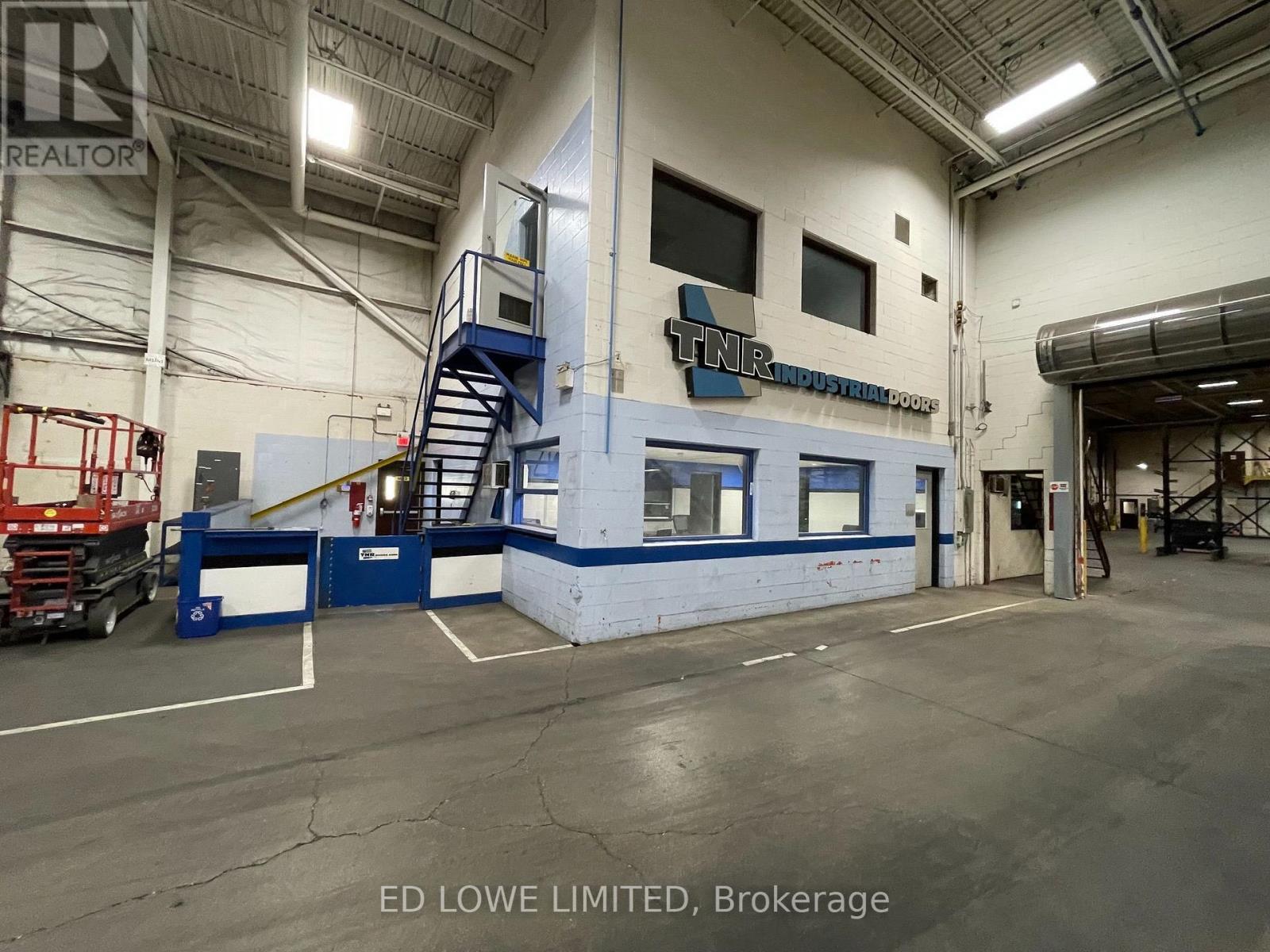 #Bay 33&40 200 Fairview Road, Barrie (400 North), Ontario, L4N8X8, Barrie (400 North), Ontario — photo 5 of 5