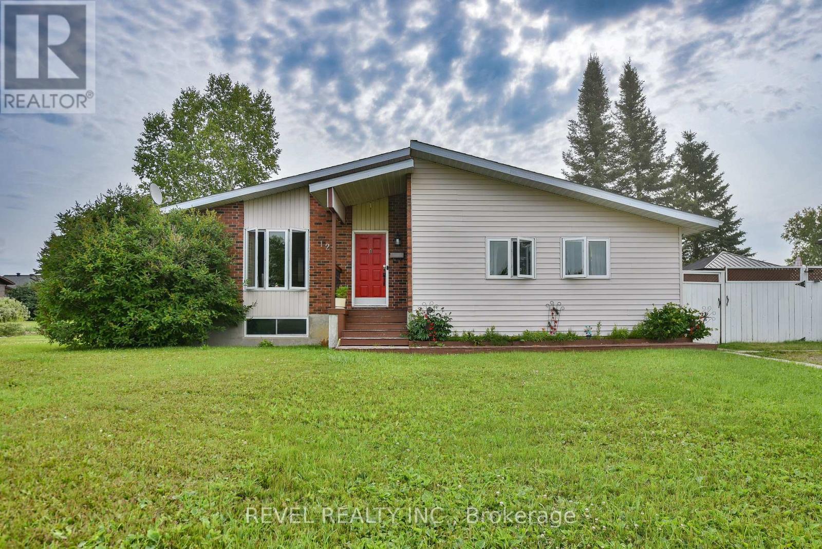 127 SPILLENAAR STREET - 1