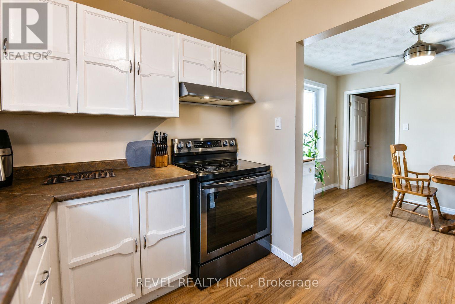 127 SPILLENAAR STREET - Image 11