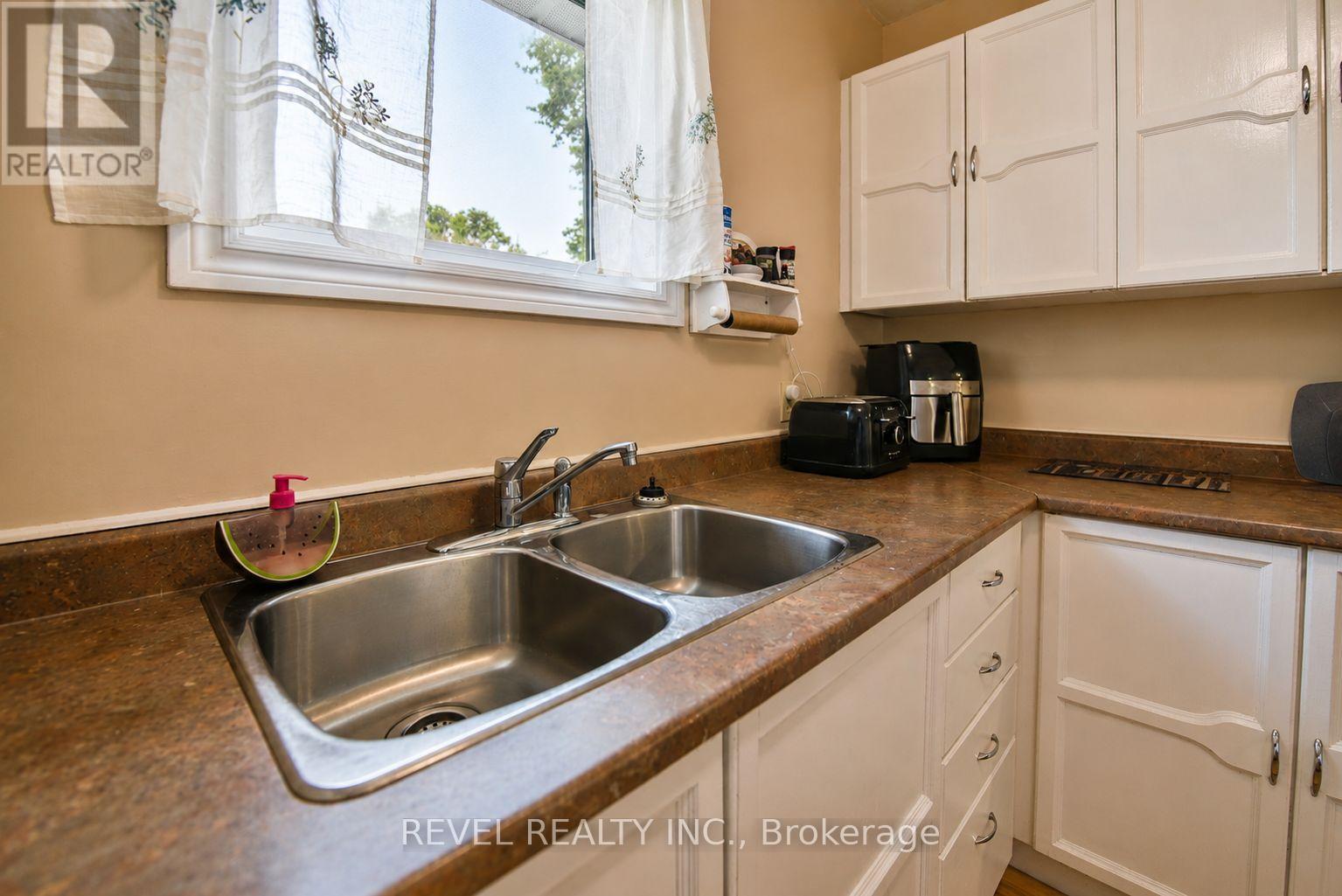 127 SPILLENAAR STREET - Image 13