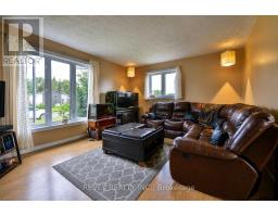 Primary Bedroom - 127 Spillenaar Street, Timmins, ON P0N1H0 Photo 6