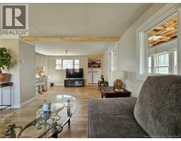 Sunroom - 845 Route 385, Burntland Brook, NB E7G3M2 Photo 15