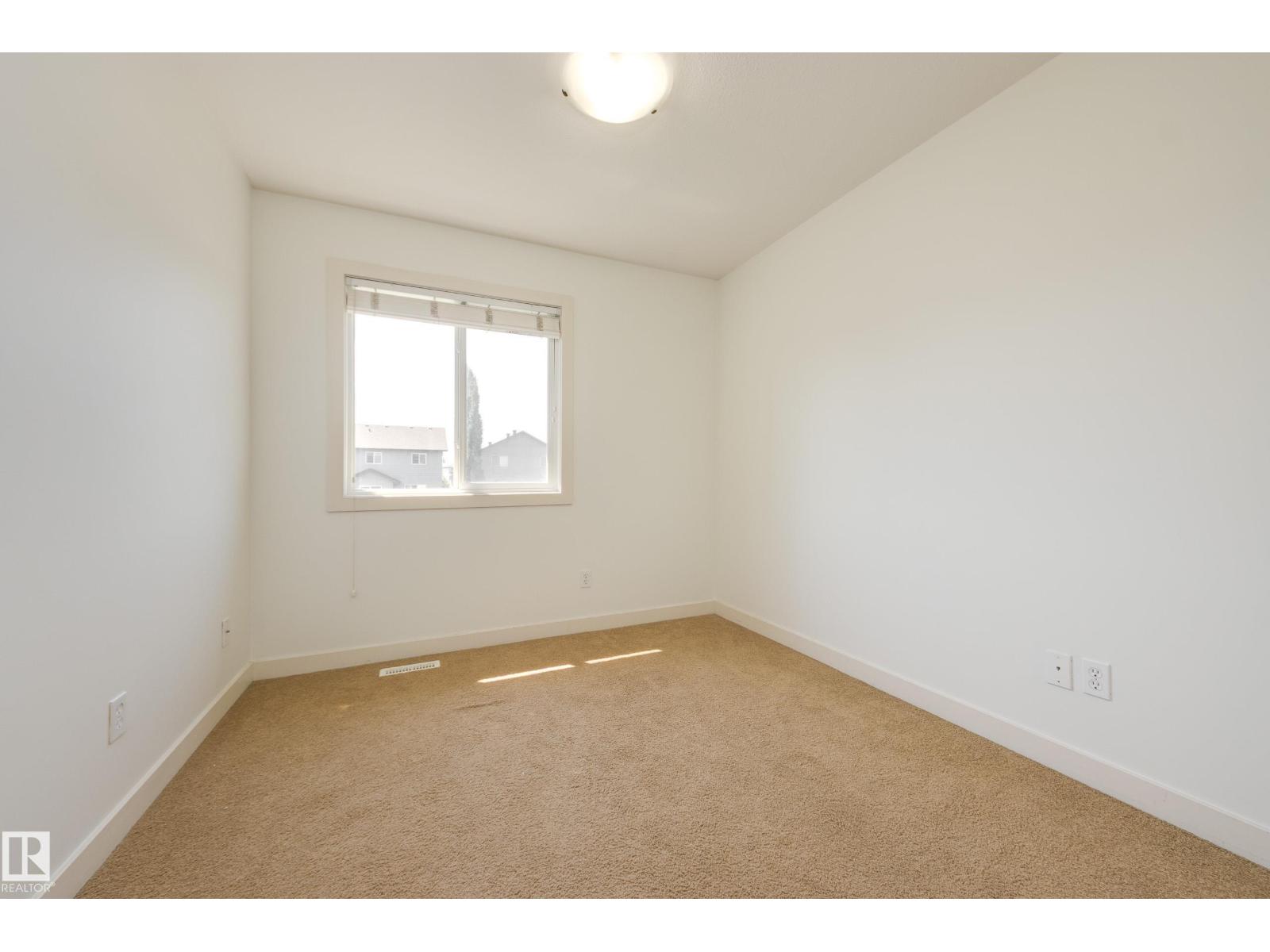 101 SANDSTONE ES - 25