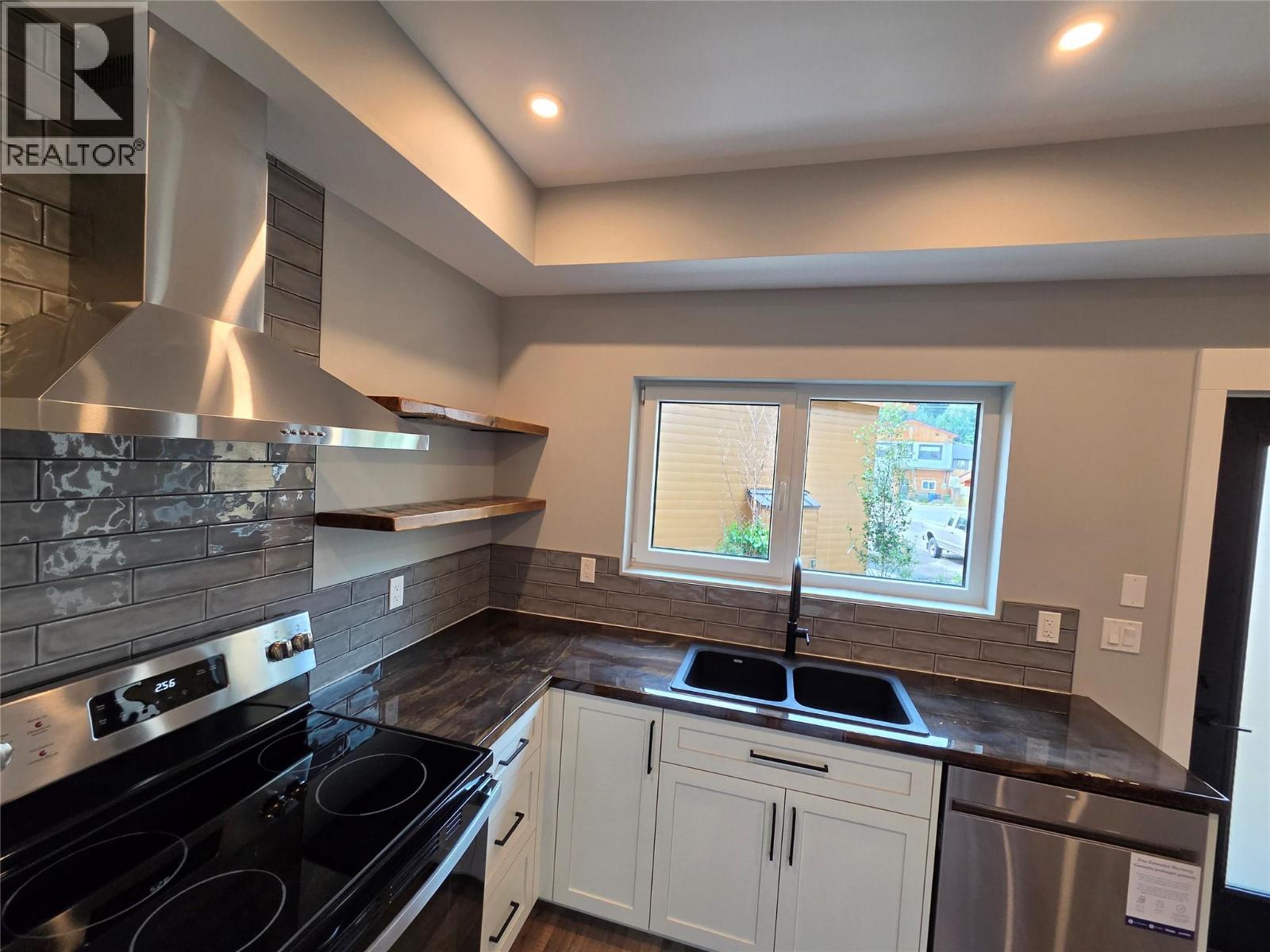 83 Wallinger Avenue - Image 4