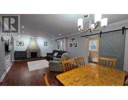 22 Woods Street thumbnail 10