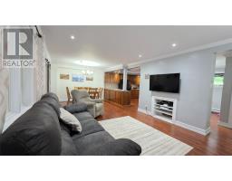 22 Woods Street thumbnail 13